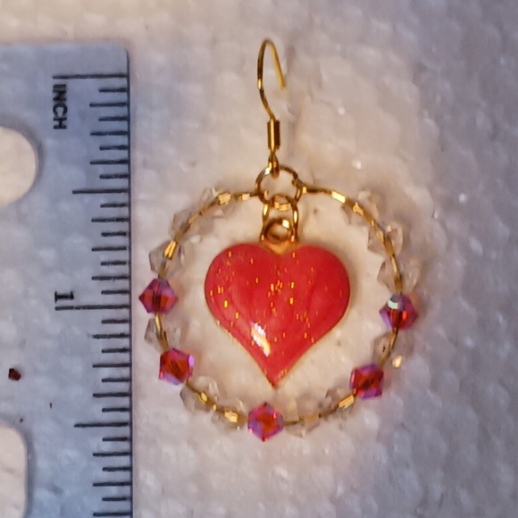 Earrings Pink Enameled Heart charm, clear and pink crystals on  gold-plate wires - Picture 5 of 6